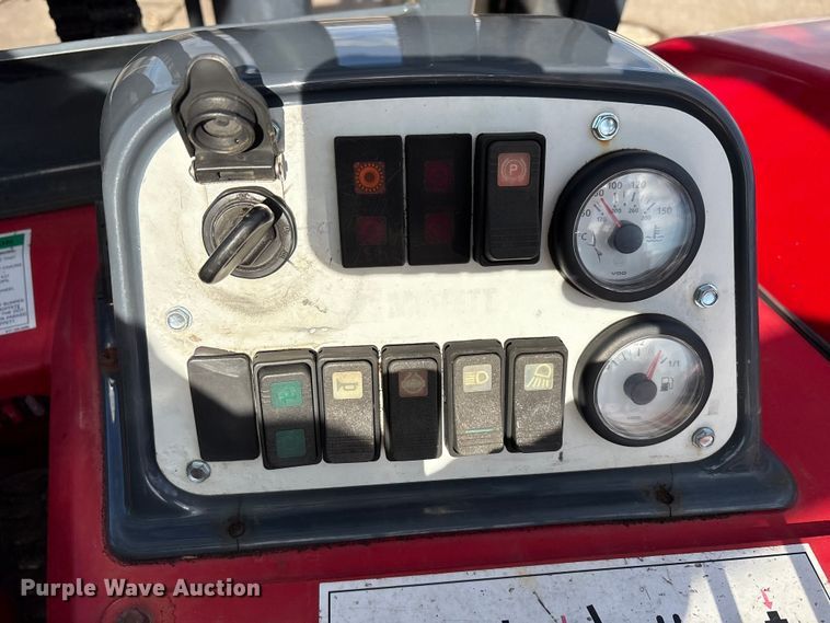 image for item YA1877 Moffett M55 forklift