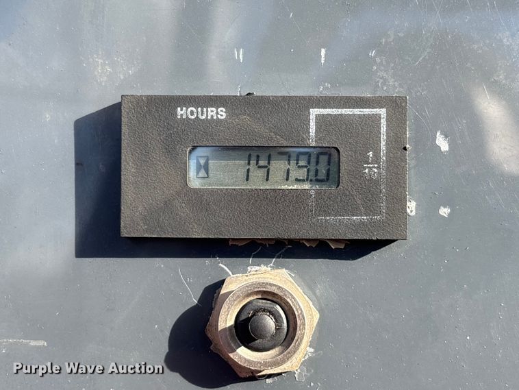 image for item YA1877 Moffett M55 forklift