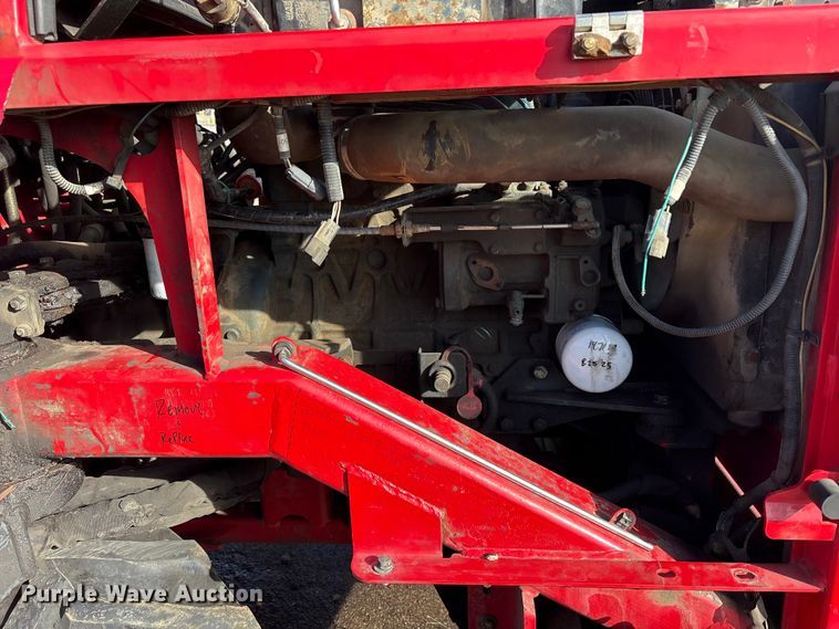 image for item YA1877 Moffett M55 forklift