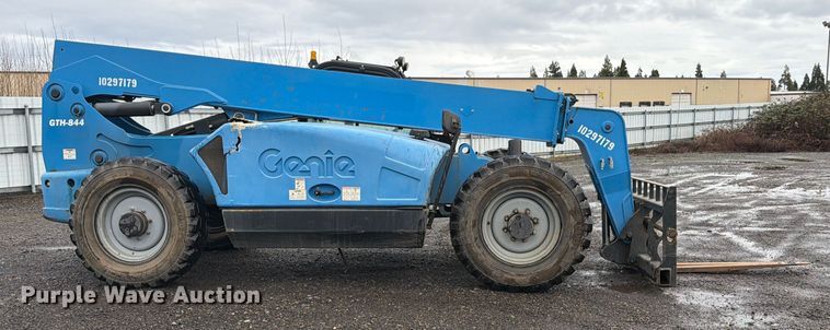 image for item YA1883 2014 Genie GTH-844 telehandler
