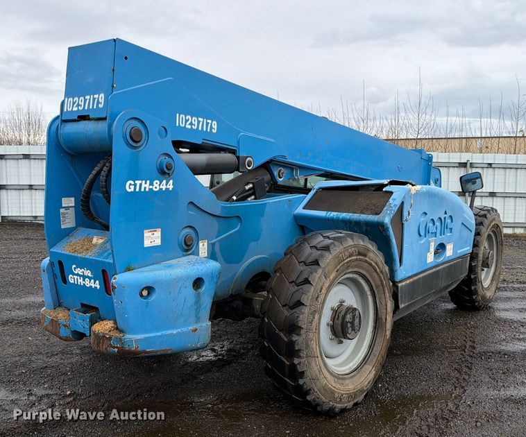 image for item YA1883 2014 Genie GTH-844 telehandler