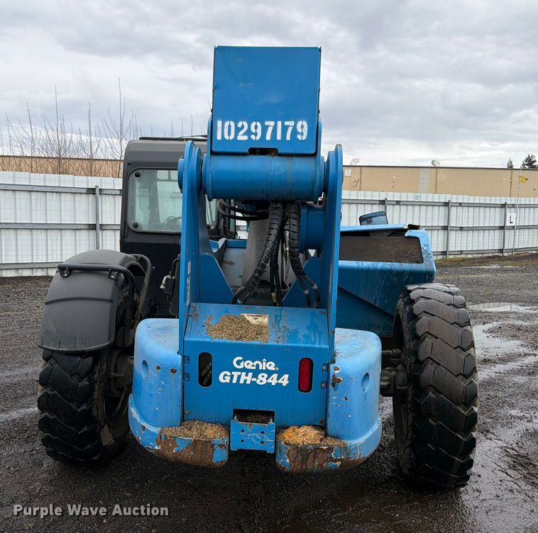image for item YA1883 2014 Genie GTH-844 telehandler