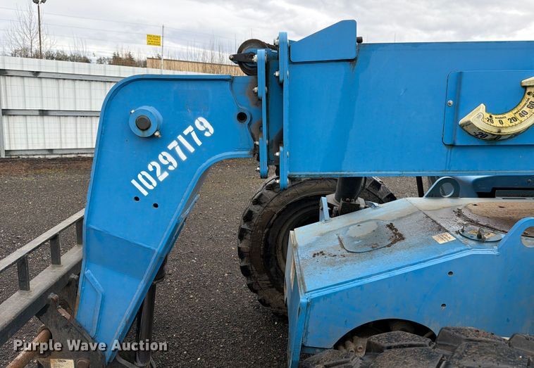 image for item YA1883 2014 Genie GTH-844 telehandler