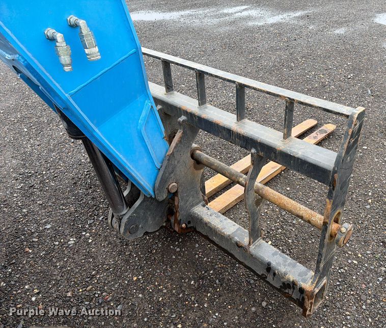 image for item YA1883 2014 Genie GTH-844 telehandler