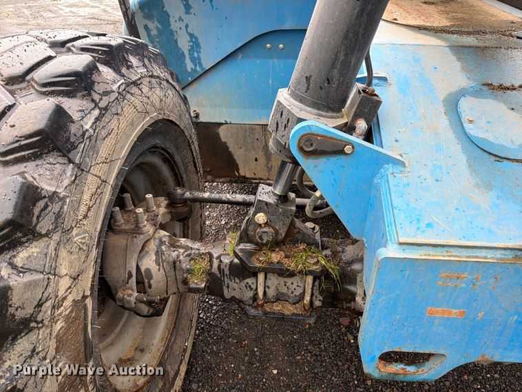 image for item YA1883 2014 Genie GTH-844 telehandler