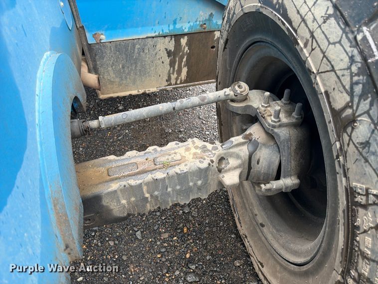 image for item YA1883 2014 Genie GTH-844 telehandler