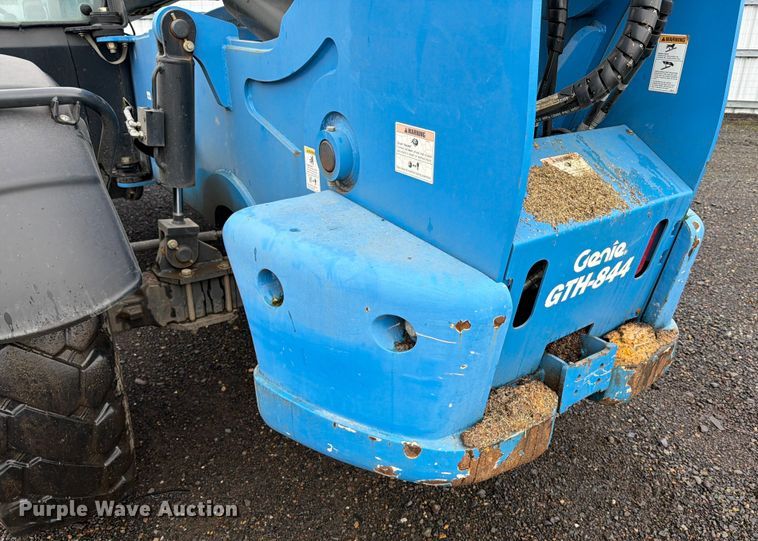 image for item YA1883 2014 Genie GTH-844 telehandler