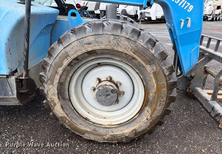 image for item YA1883 2014 Genie GTH-844 telehandler