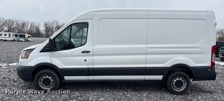 image for item YA1933 2016 Ford Transit 250 van