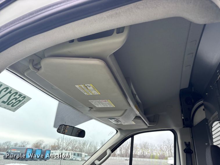 image for item YA1933 2016 Ford Transit 250 van