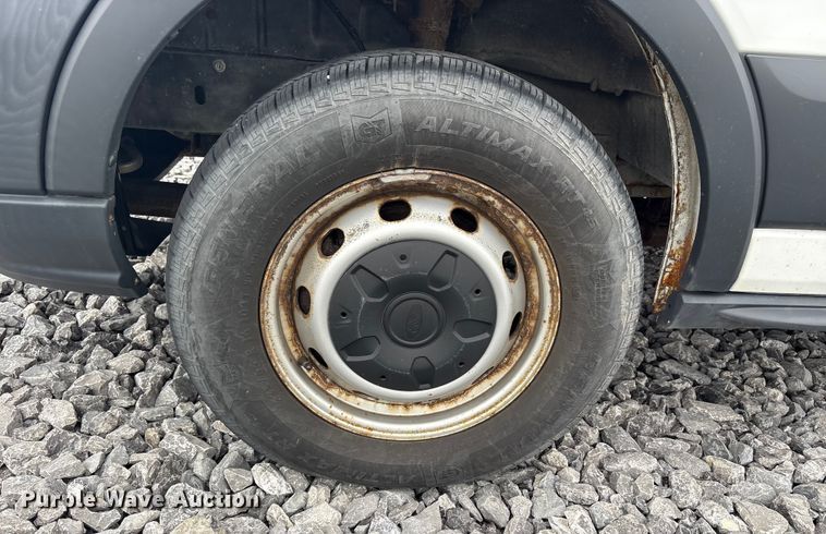 image for item YA1933 2016 Ford Transit 250 van