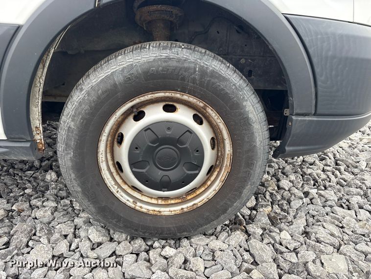 image for item YA1933 2016 Ford Transit 250 van