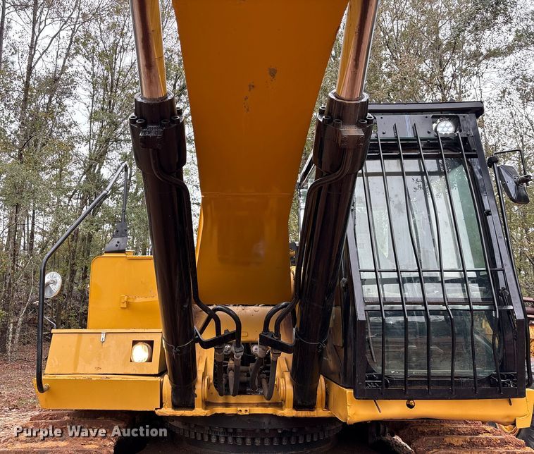 image for item 251231CONS 2010 Caterpillar 345D L excavator