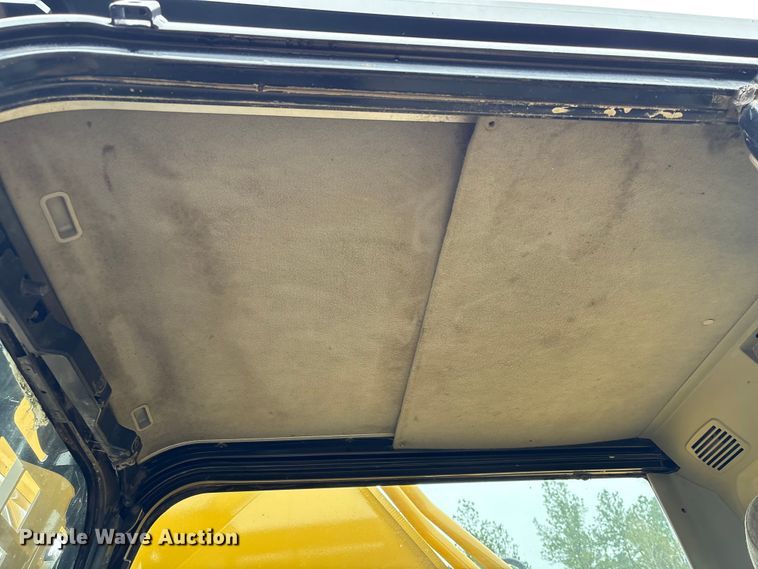 image for item 251231CONS 2010 Caterpillar 345D L excavator