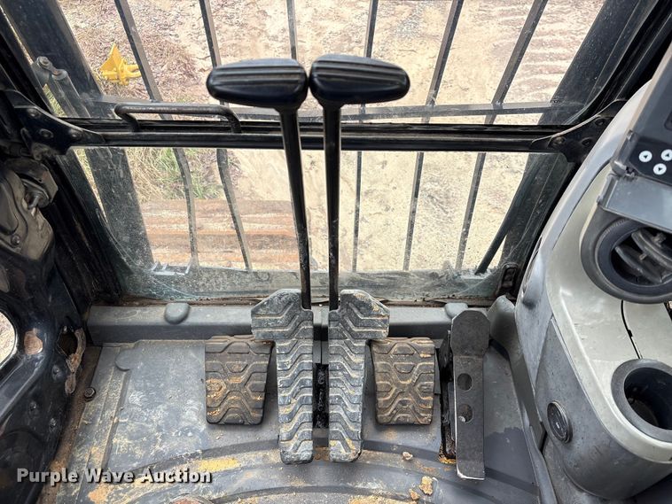 image for item 251231CONS 2010 Caterpillar 345D L excavator