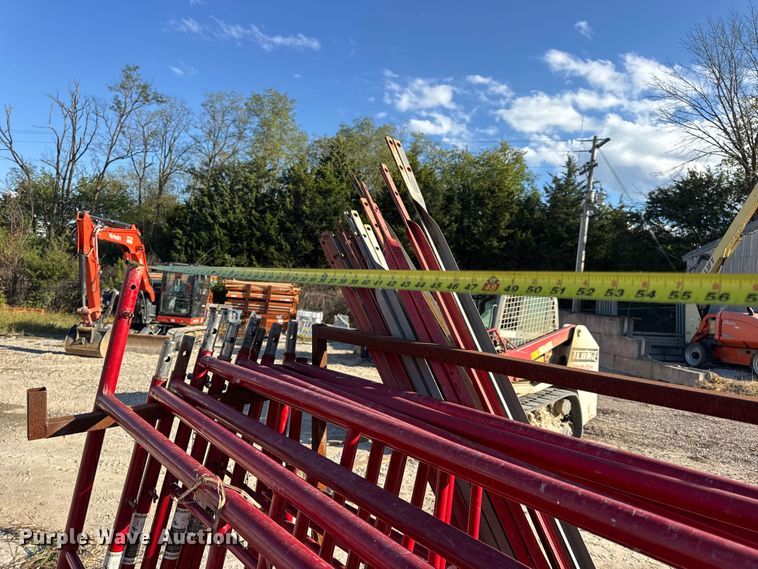 image for item DO2375 Universal Manufacturing scaffolding