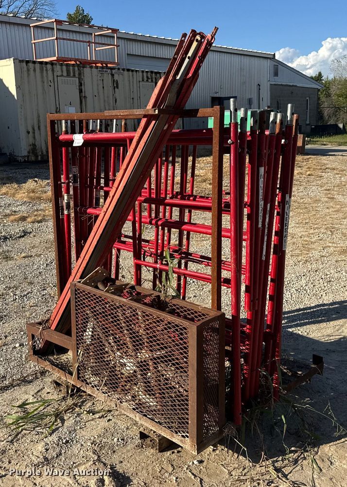 image for item DO2375 Universal Manufacturing scaffolding