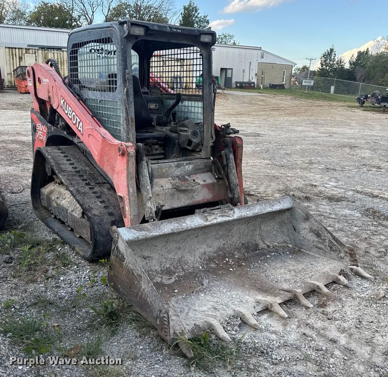 image for item DO2376 2016 Kubota SVL75-2 tracked skid steer loader