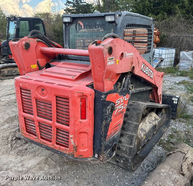 image for item DO2376 2016 Kubota SVL75-2 tracked skid steer loader