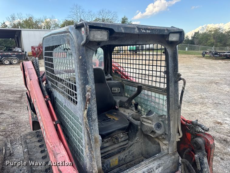 image for item DO2376 2016 Kubota SVL75-2 tracked skid steer loader