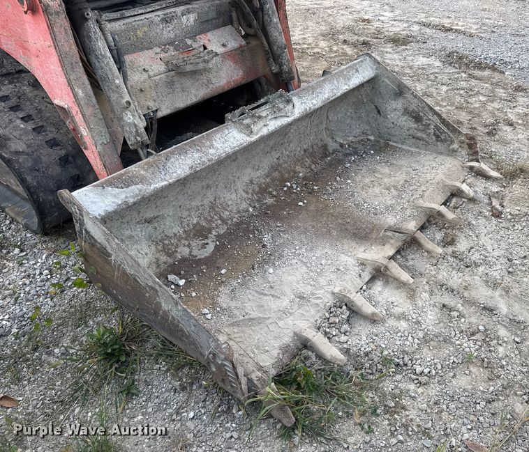 image for item DO2376 2016 Kubota SVL75-2 tracked skid steer loader