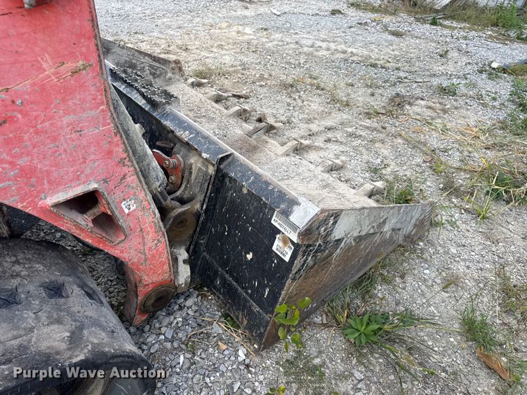 image for item DO2376 2016 Kubota SVL75-2 tracked skid steer loader