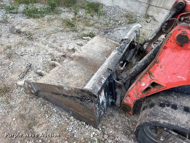 image for item DO2376 2016 Kubota SVL75-2 tracked skid steer loader