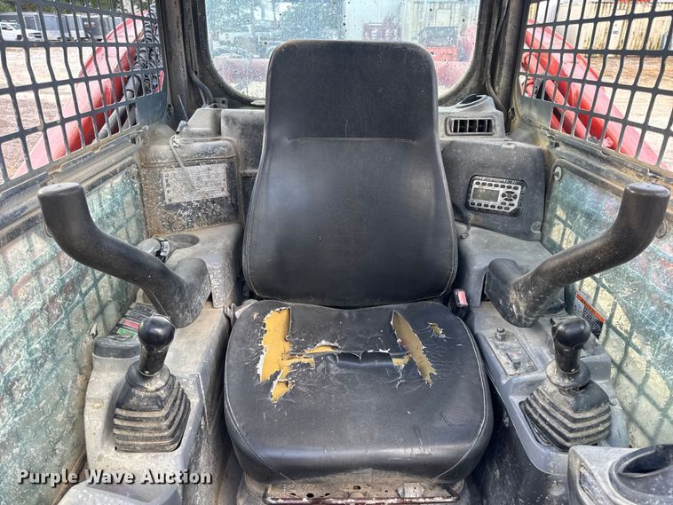 image for item DO2376 2016 Kubota SVL75-2 tracked skid steer loader