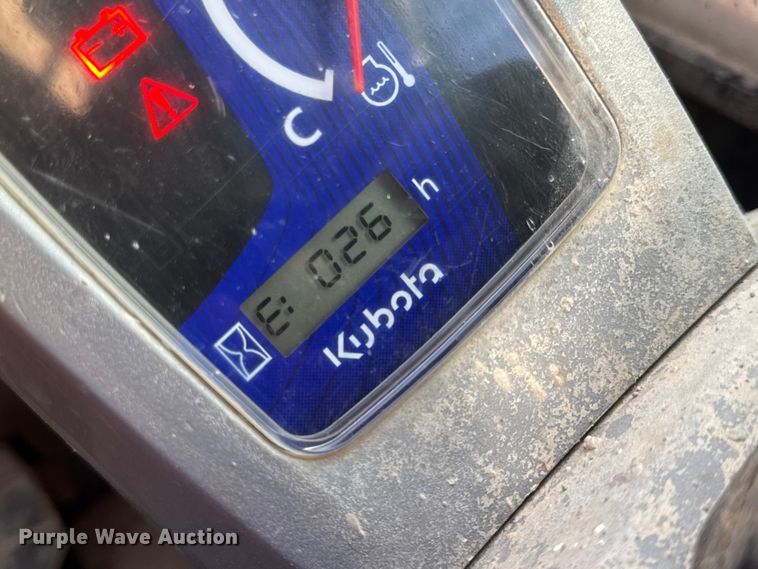 image for item DO2376 2016 Kubota SVL75-2 tracked skid steer loader