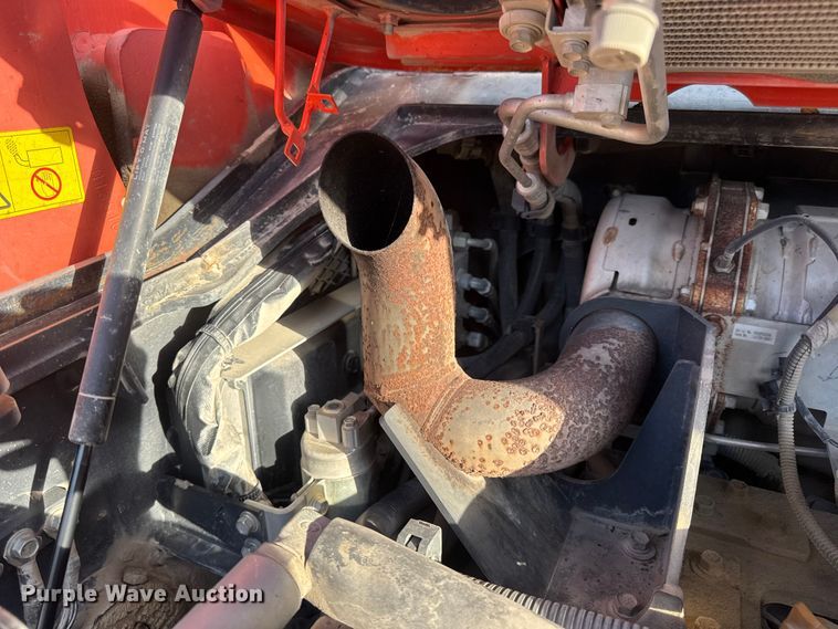 image for item DO2376 2016 Kubota SVL75-2 tracked skid steer loader