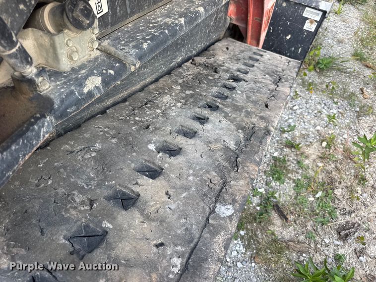 image for item DO2376 2016 Kubota SVL75-2 tracked skid steer loader