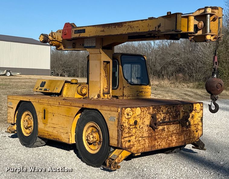 image for item DQ4199 Grove IND-24 crane