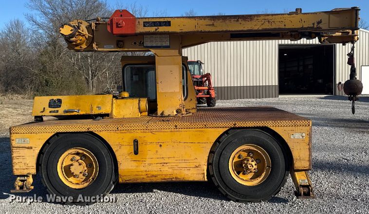 image for item DQ4199 Grove IND-24 crane