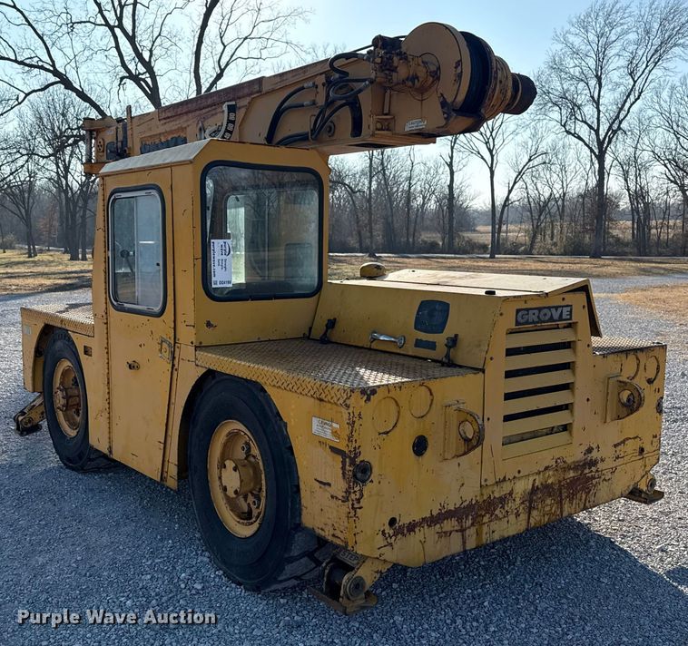 image for item DQ4199 Grove IND-24 crane