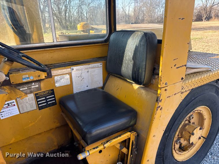 image for item DQ4199 Grove IND-24 crane