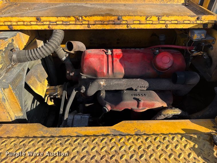 image for item DQ4199 Grove IND-24 crane