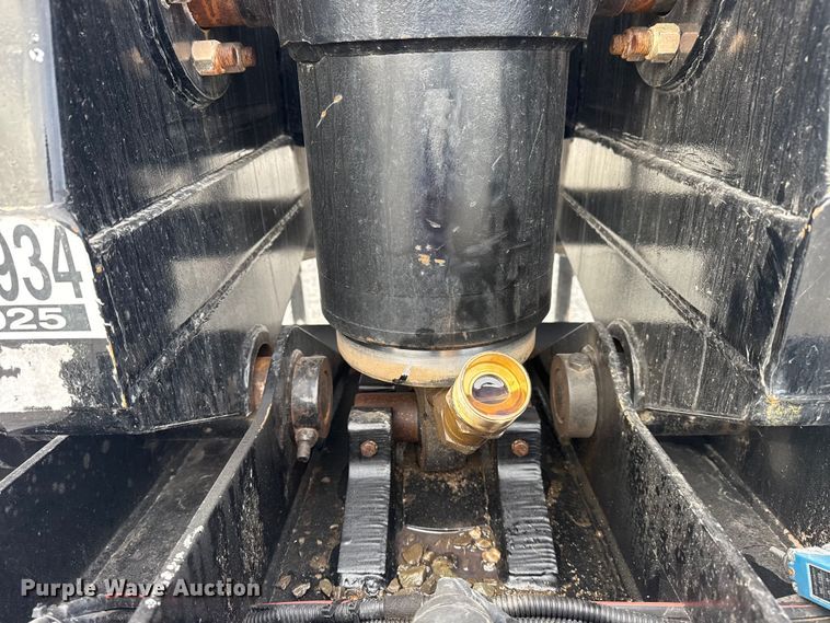 image for item DQ4204 2025 Atro end dump trailer