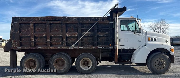 image for item DQ4206 2001 Sterling L-Line dump truck