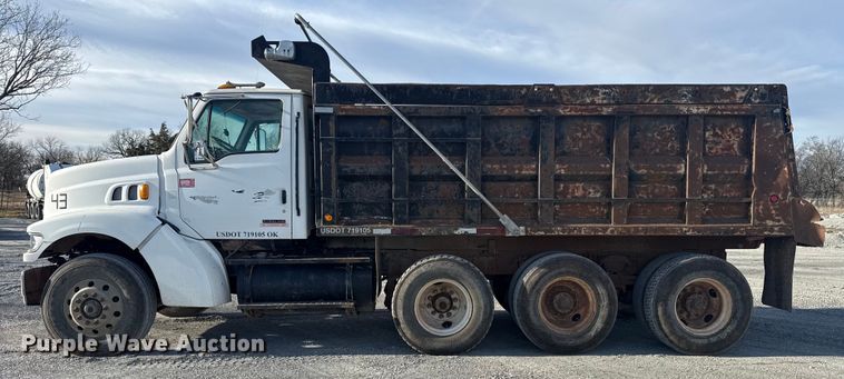 image for item DQ4206 2001 Sterling L-Line dump truck