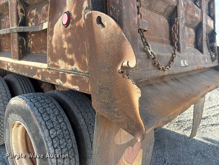 image for item DQ4206 2001 Sterling L-Line dump truck