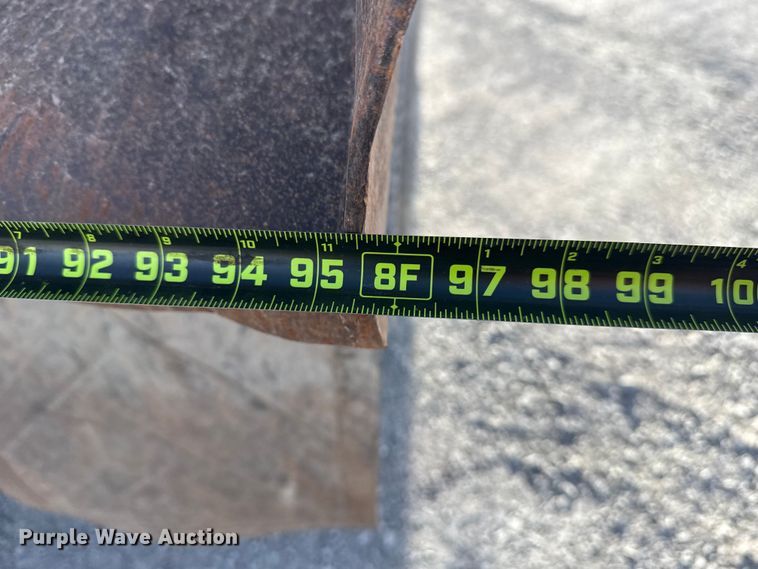 image for item DQ4206 2001 Sterling L-Line dump truck