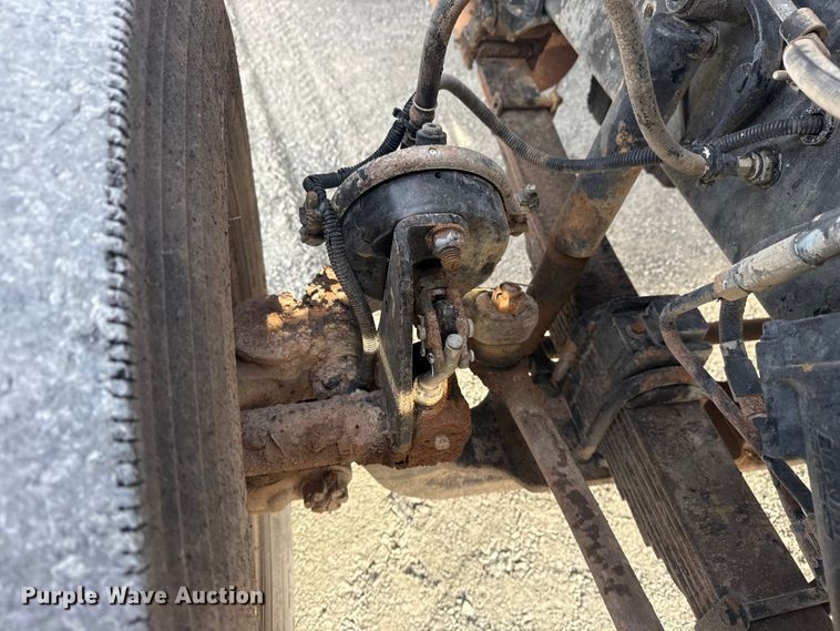 image for item DQ4206 2001 Sterling L-Line dump truck