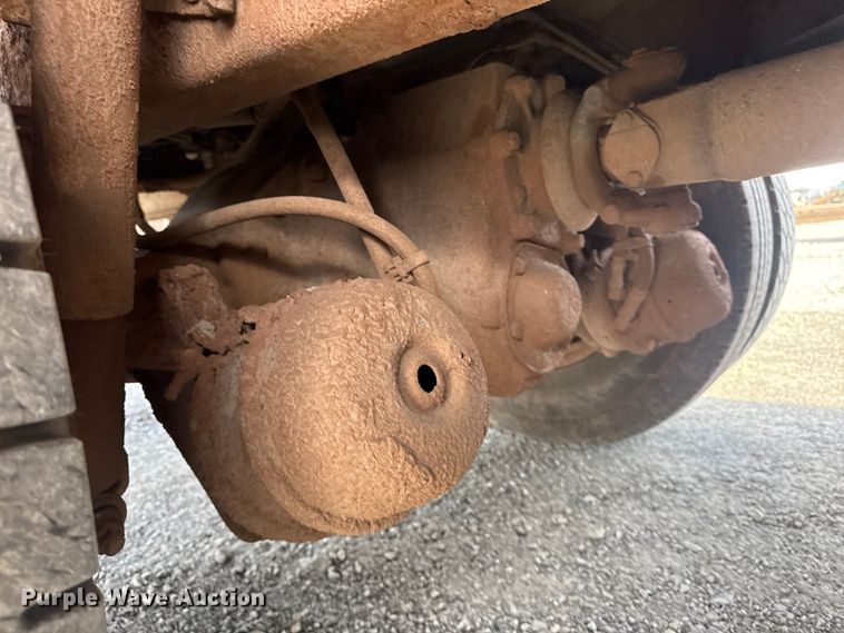 image for item DQ4206 2001 Sterling L-Line dump truck