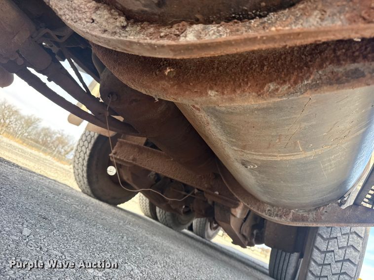 image for item DQ4206 2001 Sterling L-Line dump truck