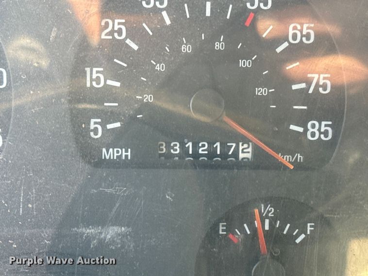 image for item DQ4206 2001 Sterling L-Line dump truck