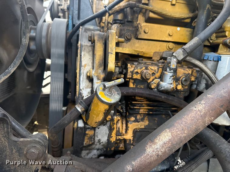 image for item DQ4206 2001 Sterling L-Line dump truck