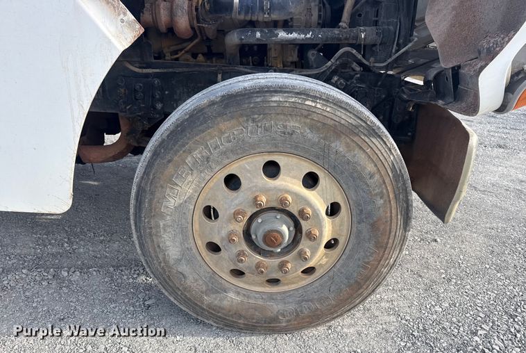 image for item DQ4206 2001 Sterling L-Line dump truck