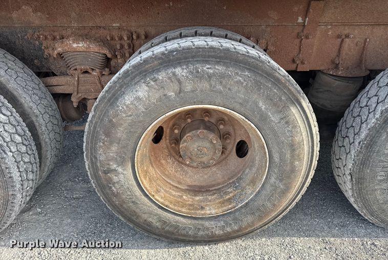 image for item DQ4206 2001 Sterling L-Line dump truck