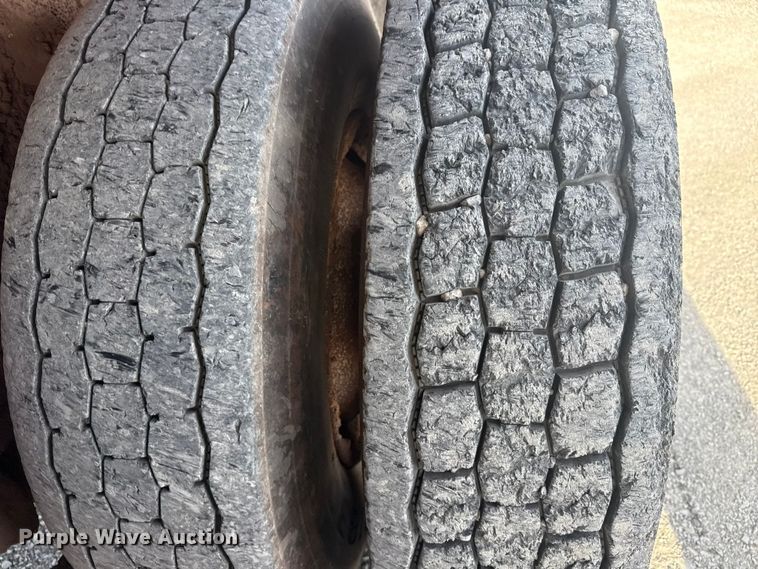 image for item DQ4206 2001 Sterling L-Line dump truck