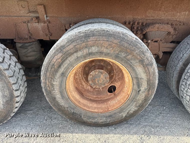 image for item DQ4206 2001 Sterling L-Line dump truck